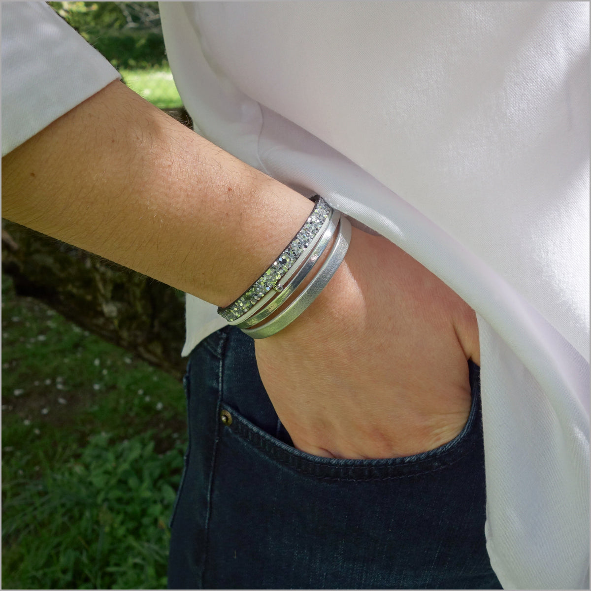 Multi-link bracelet in gold and silver leather