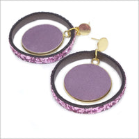 Boucles d'oreilles créoles en cuir strass