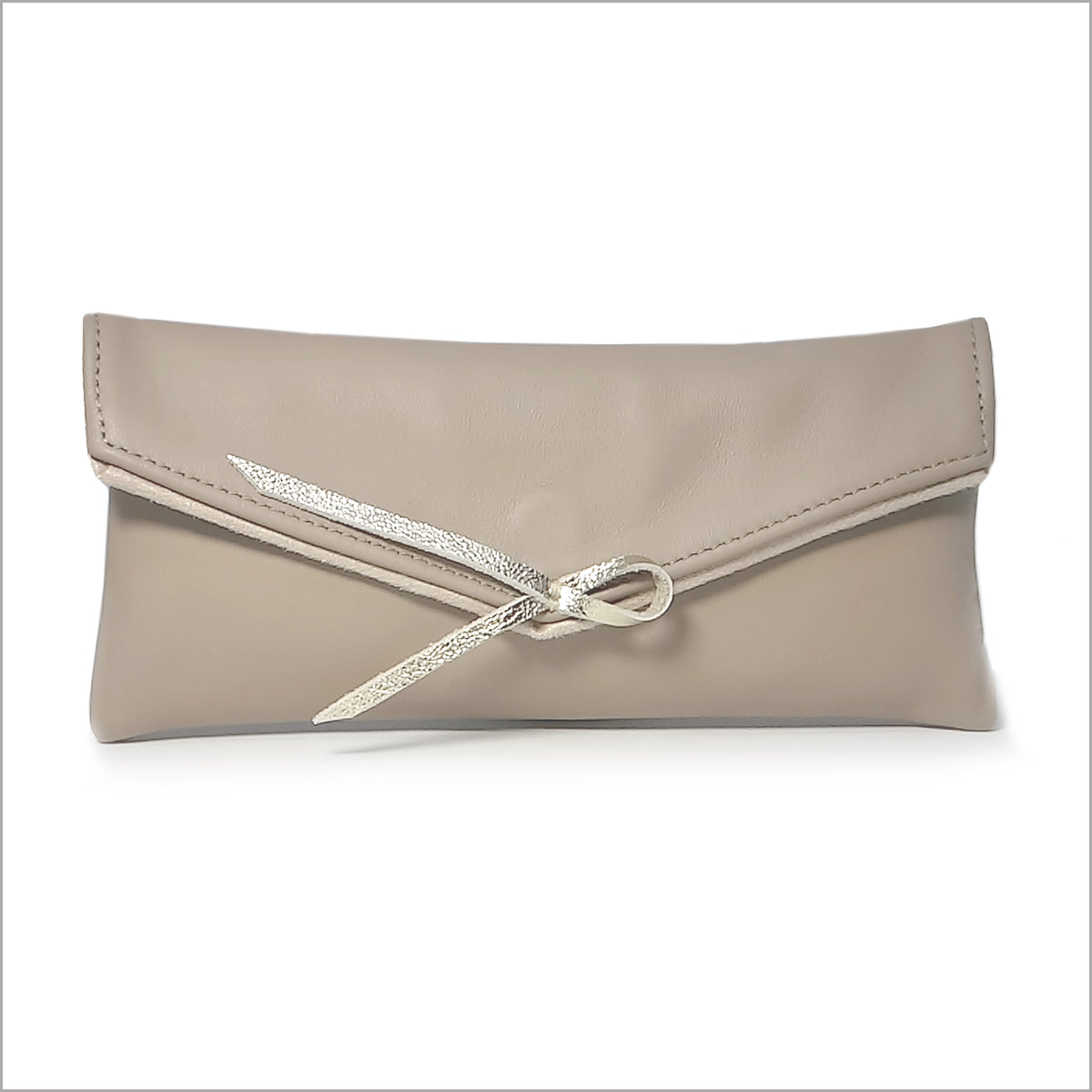 Étui à lunettes en cuir souple beige mastic