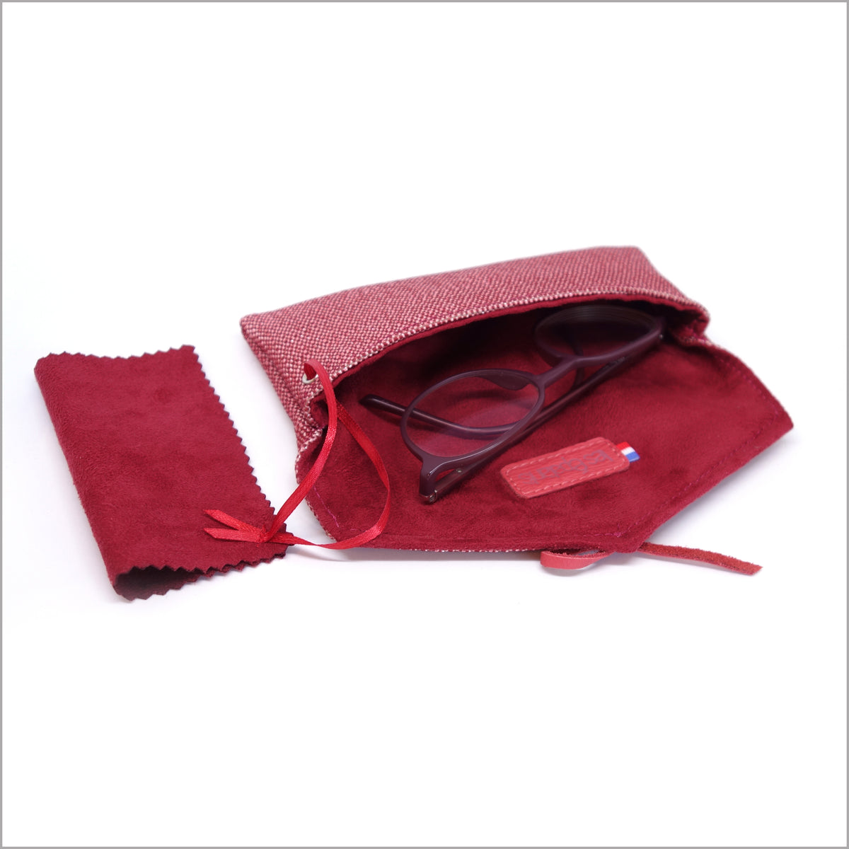 Soft glasses case in raspberry linen and silver lurex