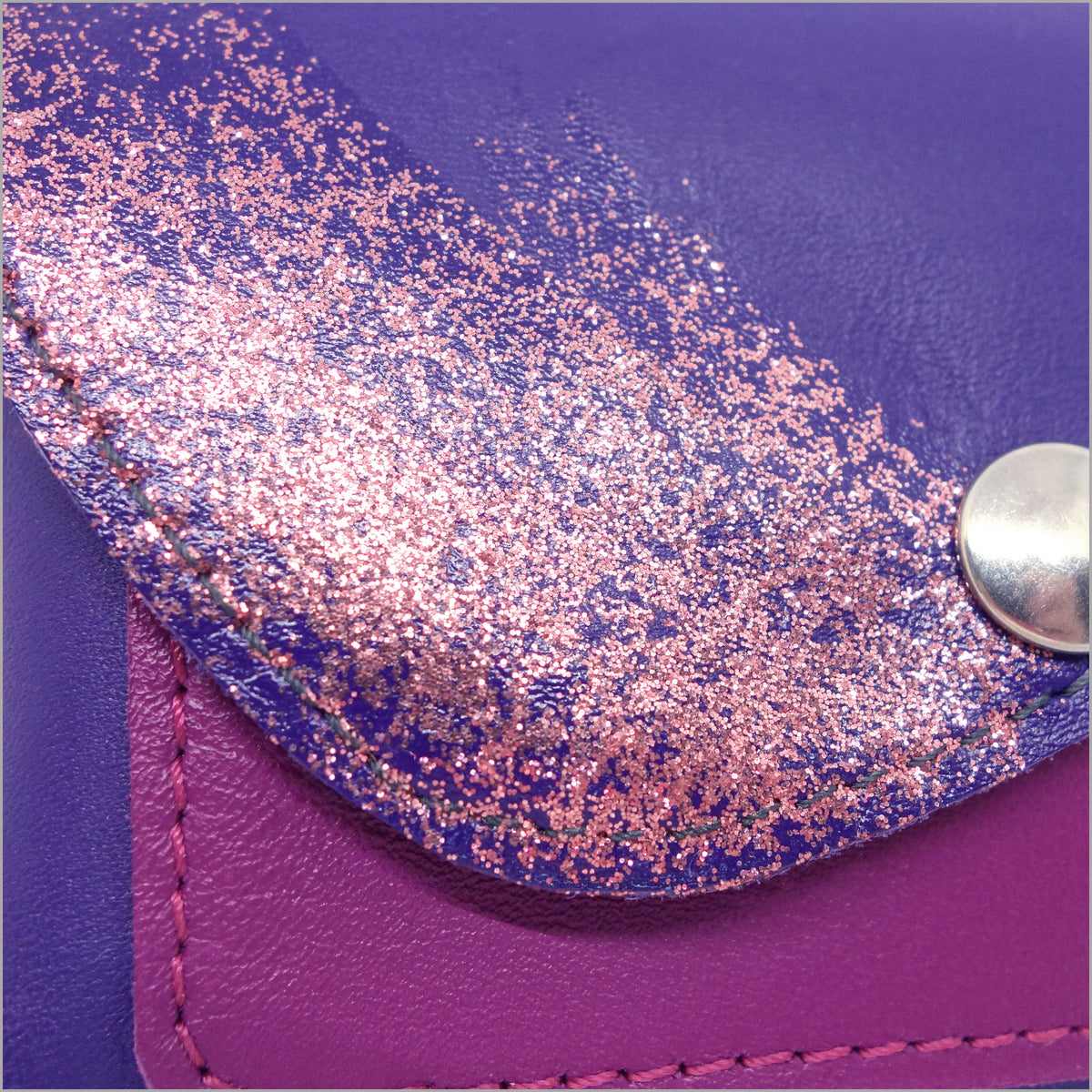 Mini portefeuille à 3 compartiments cuirs violets