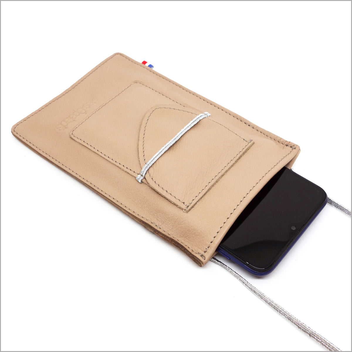 Phone pouch in nude leather with adjustable shoulder strap